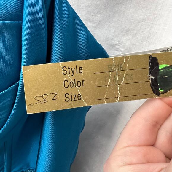 NWT Mac Duggal Teal Halter Open Back Dress Size 6 - Picture 10 of 10